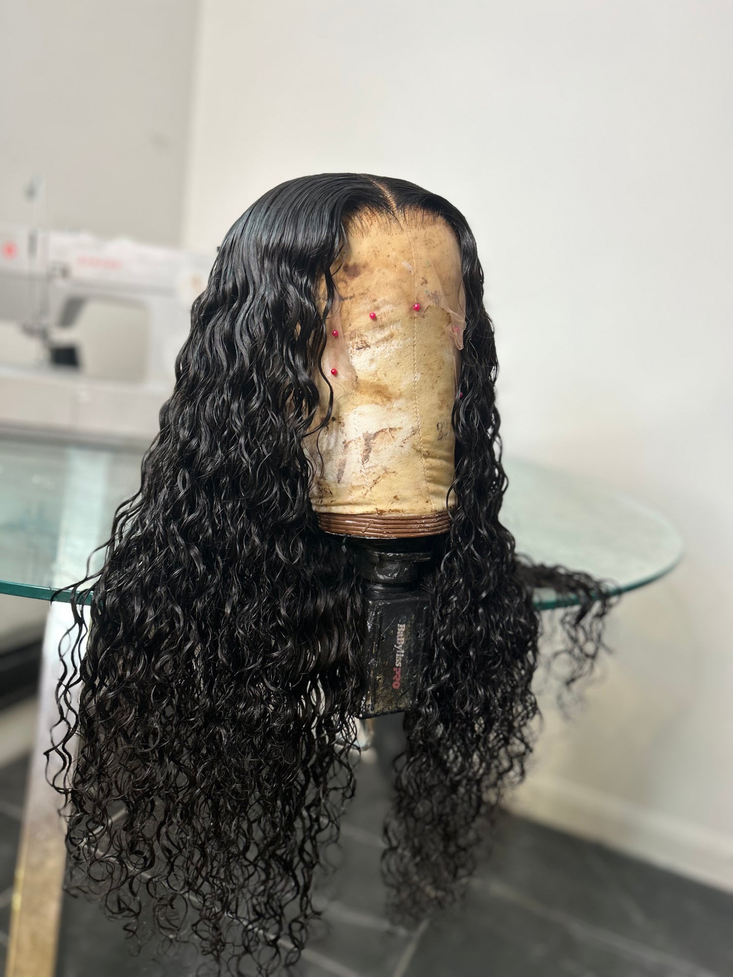 Wig (Closure)